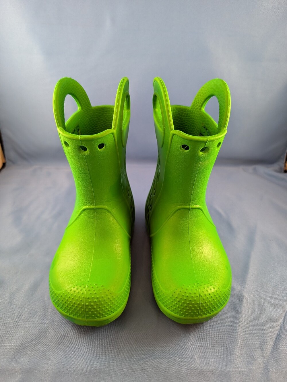 Crocs Handle It Green Rain Boots Unisex Kids Waterproof Pull-On 12803 - Picture 2 of 10